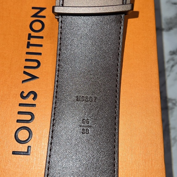🔥LOUIS VUITTON WOMEN BELT 🔥 - Picture 7 of 10